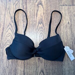 VICTORIA'S SECRET SWIM
Essential Twist Push-Up Bikini Top Size 32B Black NWT